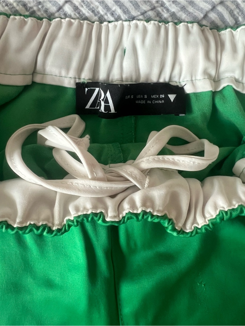Satin side stripe shorts - Picture 6 of 8